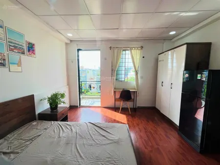 Phòng 01 pn balcon trước công viên gần gigamall, đh văn lang