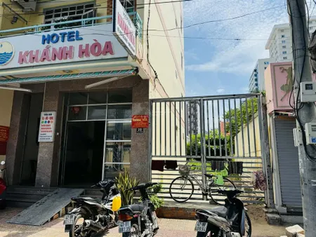 Cho thuê lô đất hơn 300m2 mặt tiền đường, cách bãi tắm hòn chồng chỉ có 100m