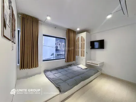 Phòng mới khai trương ở chợ bàn cờ gần cư xá đô thành quận 3