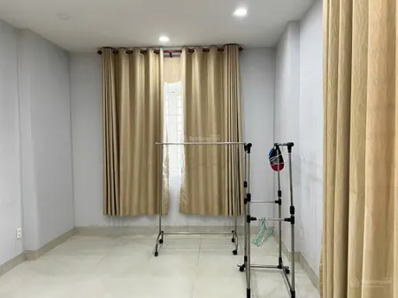 Cho nam thuê phòng trong căn hộ biệt thự gần cầu bắc rạch chiếc