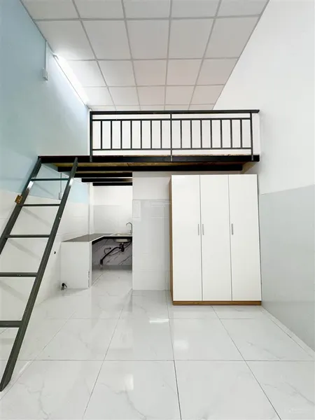 Phòng trọ sinh viên ngay ngã tư thủ đức, lê văn việt, đh hutech e