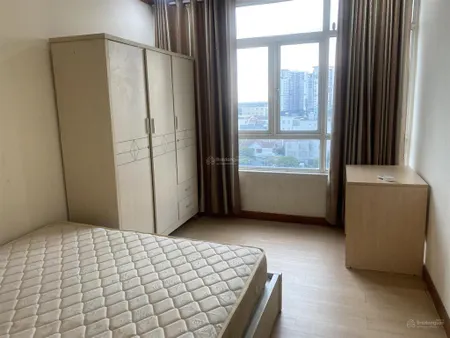 Cho thuê phòng tại căn hộ phú hoàng anh giá từ 3.8 số 9 nguyễn hữu thọ 0909 360 ***