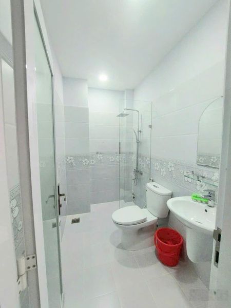 Nhà Khu Tên Lửa, 4 Tầng 4 Phòng Ngủ 4WC. Lh 0779561865