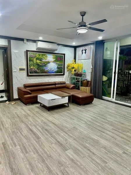Chính chủ cần bán căn hộ ct2 khu đô thị văn khê, hà đông, 3 phòng ngủ, 145m2, giá 6.9 tỷ