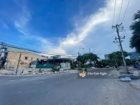 Nhỉnh 24 tỷ góc 2mt biển mân thái cách bãi tắm khoảng 300m xây cao tầng, ngay dự án sun group