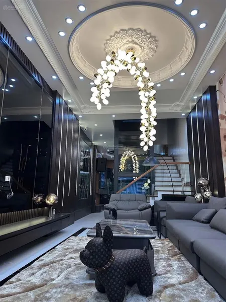 Bán gấp nhà liền kề tại vinhomes golden avenue móng cái, giá siêu hời 5,35 tỷ, 77,5m2