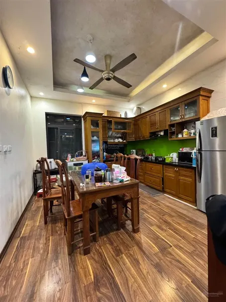 Bán nhà phố nhật chiêu, tây hồ, sát phố, ô tô đỗ cửa, kinh doanh
