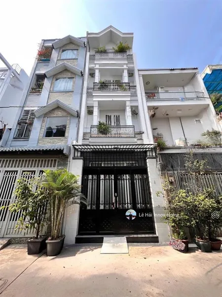 10,8 tỷ nhà mới ở liền ngay lê đại hành bình thới (4x14m, 3 lầu, sân thượng) đường 7m xe tải