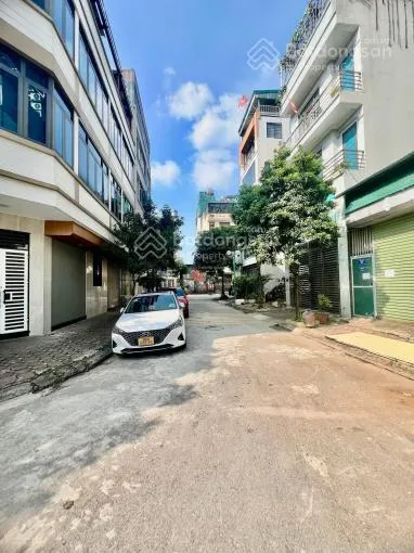 Bán liền kề dịch vụ tây nam hồ linh đàm, 60m2 nhà xây 5 tầng hiện đại, giá cực rẻ