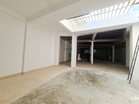 Mặt tiền ngang 12m - sử dụng hơn 700m2 số 148b trần hưng đạo, quận 1.!!