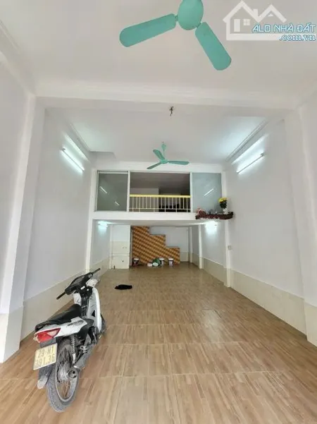 ✅CHO THUÊ NHÀ 65M2x5 TẦNG, LINH ĐÀM, HOÀNG MAI, GIÁ RẺ 17,5 TR.