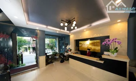 KHÁCH SẠN 43P- NGANG 10M- CÓ 3 MẶT TIỀN 4 MẶT THOÁNG BÙI THỊ XUÂN, Q1- 600TR/TH