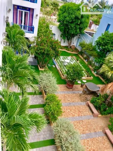 CHO THUÊ KHÁCH SẠN GẦN KHÚC THỪA DỤ - 600 M² - 15 PN - GIÁ 120 TRIỆU