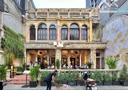 MẶT TIỀN SỬ DỤNG HƠN 1.300M2 - TRUNG TÂM PHỐ ĐI BỘ NGUYỄN HUỆ - 30 TÔN THẤT THIỆP, QUẬN 1