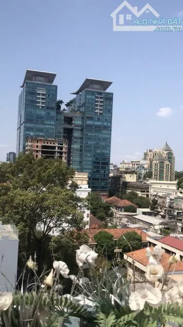 TÒA NHÀ VĂN PHÒNG 7,700 M2- MT PASTEUR, BẾN NGHÉ,Q1- NGANG 40M- 2,7 TỶ/TH