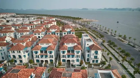 Bán gấp bt vip 400m2 giá 26,x tỷ sun premier bãi cháy hạ long cam kết nhận lãi 9%/ năm. sổ lâu dài