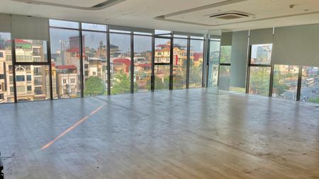 Cho thuê văn phòng đẹp, nhiều tiện ích, 40 triệu, 150 m2 tại Phố Bà Triệu, Hai Bà Trưng, Hà Nội