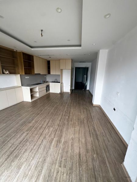 Cho thuê nhà mặt phố Trung Phụng, DT 90m2x7 tầng, MT 5.5m, giá 75tr, LH 0968896456