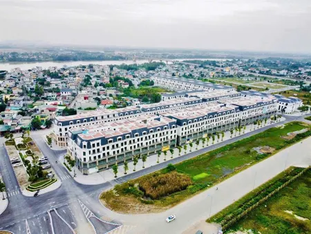 Quỹ căn central thanh hóa giá tốt nhất trên bảng hàng. đối diện vinhomes thanh hóa. kinh doanh tốt