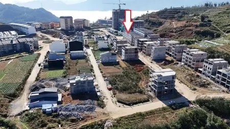 Em cần thanh khoản gấp căn liền kề 4 tầng trung tâm hành chính mới. giá cắt lỗ. sẵn sổ sang tên