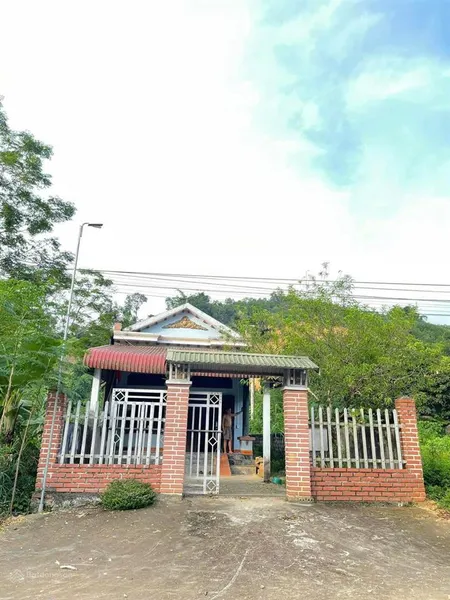 Cơ hội đầu tư cực hiếm nhà đẹp kinh doanh tại tân sơn, phú thọ, bám đường ql32, giá 1,5 tỷ