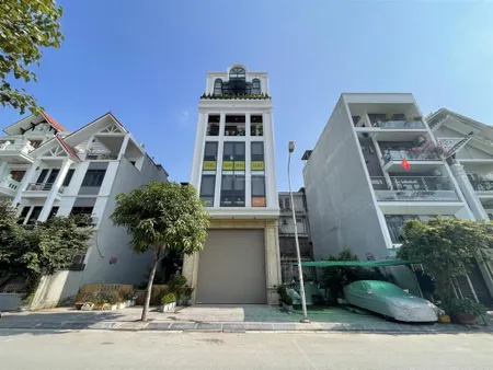 119m2 đất lô 3c lê hồng phong ngang 7m tây nam