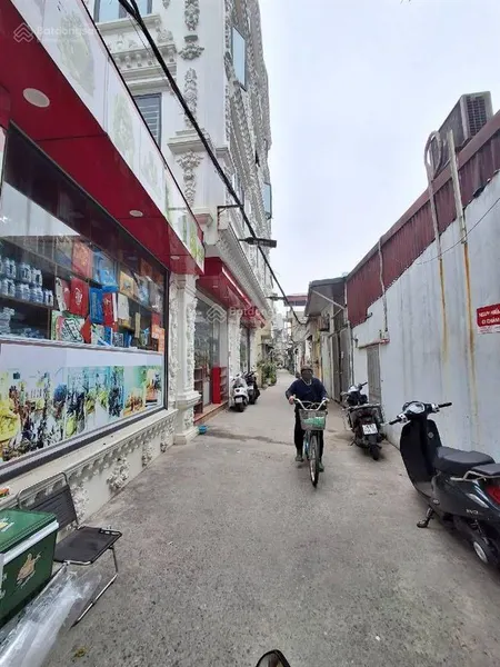 Ngô gia tự việt hưng bán đất tặng nhà cấp 4 50m2 ô tô thông 8 tỷ kinh doanh đỉnh