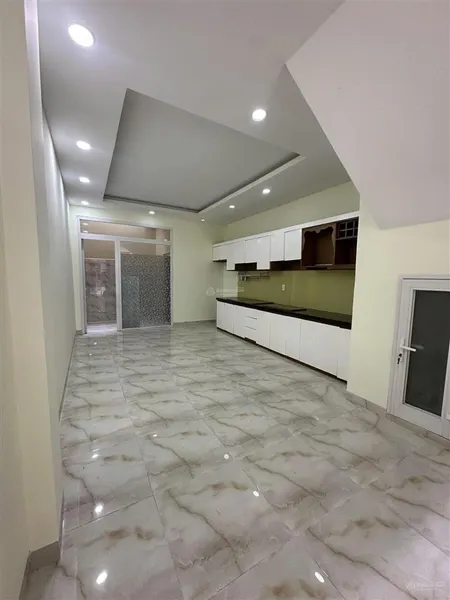 Nhà 3 tầng kdt lê hồng phong, mặt tiền đường 8c, cách đường số 13 50m, giá 7,99 tỷ