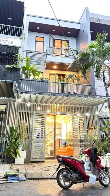 Bán nhà 3 tầng mới đẹp mặt tiền đường huy cận, hoà cường chủ nhà tặng full nội thất