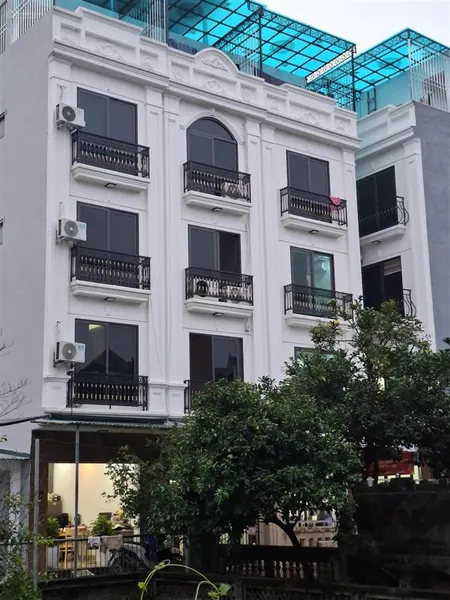Nhà đẹp an trai 31m², lô góc 5 tầng ở luôn ô tô đỗ cửa