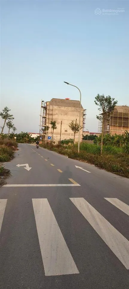 Bán đất đại trung tiên du dt100m2, mt5, hướng tb, giá hơn 4 tỷ xíu
