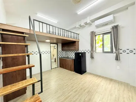 Phòng gác lửng full nội thất, an ninh ngay chợ tân hương