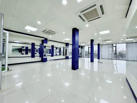 Cho thuê văn phòng gần cầu sài gòn đường tân cảng p25 quận bình thạnh 100m2 giá 25tr/tháng cc