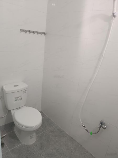 Cho thuê Căn hộ 79 Khúc Thừa Dụ, 5 triệu, 50m2, mặt tiền bao đẹp