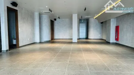 Cho thuê mặt bằng thông sàn mặt đường Thế Lữ - Rộng 200m2 - giá chỉ 20 triệu
