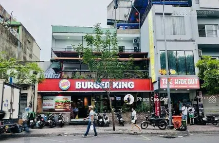 Ngang 15m mặt tiền lớn, có balcon trung tâm 276 phạm ngũ lão, quận 1