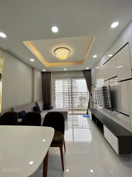 Cho thuê căn hộ sunrise riverside 2pn, giá 12 triệu miễn phí quản lý, dọn vào ở ngay.