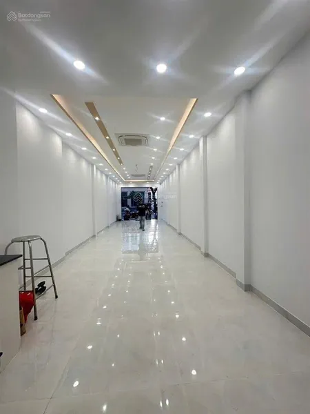 Cho thuê nhà mặt tiền đường nguyễn thiện thuật nha trang