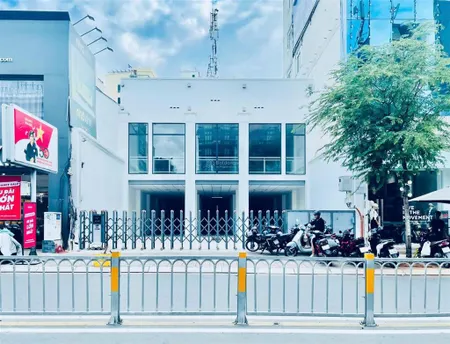 Cho thuê nhà! mặt tiền đường hai bà trưng, q3 (1300m2)