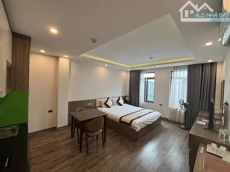 CHO THUÊ KHÁCH SẠN VỊ TRÍ VIP – 2 MẶT TIỀN PHỐ VĂN CAO