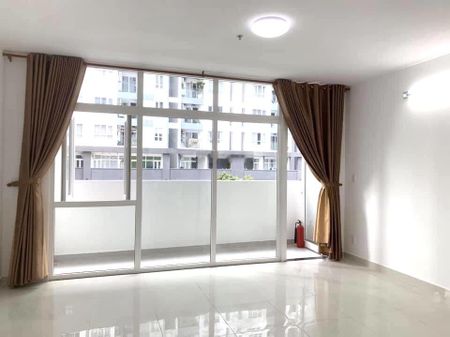 Cho thuê căn hộ Studio Florita NTCB 30m2 giá 8 triệu/tháng. View thoáng. LH 0931003368 Giang