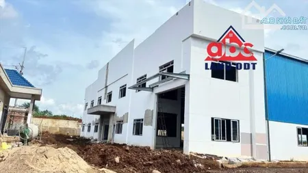 NP1020 🆘 HẠ GIÁ GẤP 400tr ( 4tỉ2 chỉ còn 3tỉ800tr) ➡ Bán nhà hơn 200m2 Gần Trường Cấp 3 N