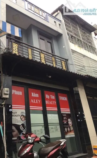 Cho thuê nhà nguyên căn hẻm thông xe đường số 8, P. Bình Hưng Hòa A