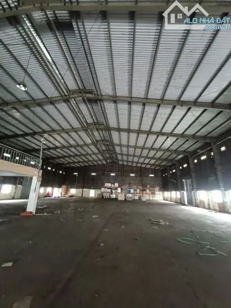 Kho xưởng 3200m² Thuận An đường cont điện hạ bình làm kho sản xuất