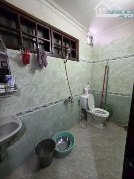 CHO THUÊ NHÀ NGUYÊN CĂN 2 TẦNG- KIỆT Ô TÔ AN DƯƠNG VƯƠNG- AN CỰU- TP HUẾ