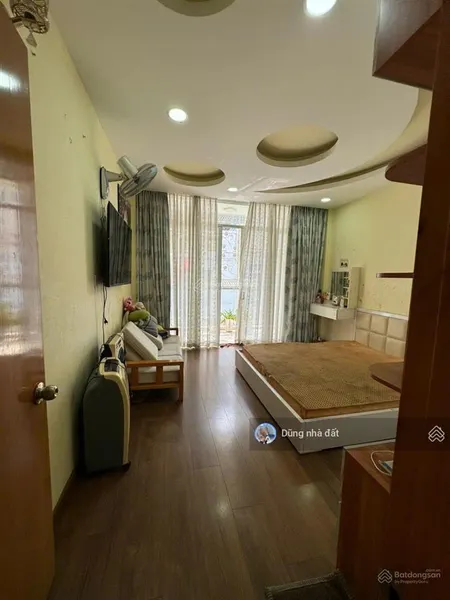 Bán chdv 5 tầng thang máy ngay gần đh văn lang p13 bình thạnh(4x20m)10 phòng cho thuê 50tr/tháng