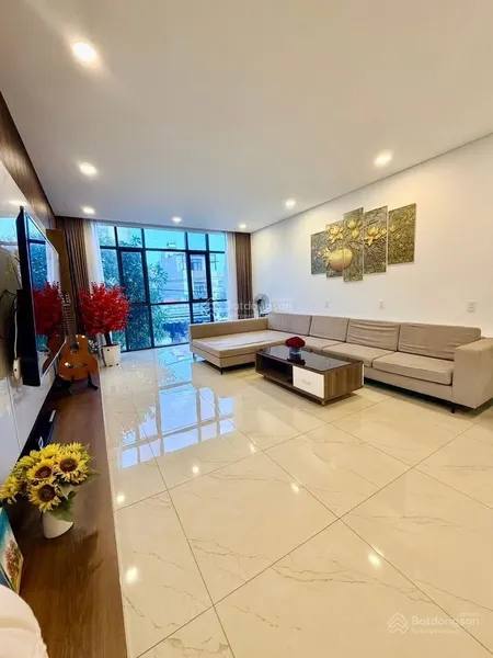 Bán nhà 5 tầng 100m2 đường 10,5m mai chí thọ, hòa xuân, cẩm lệ đà nẵng. thang máy