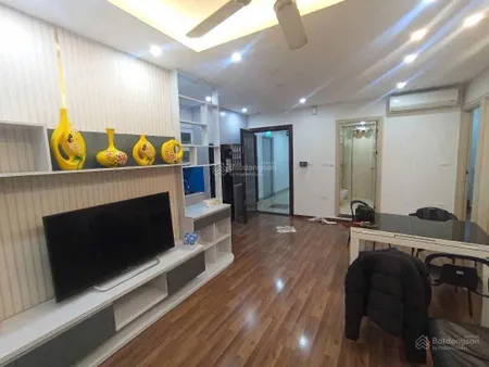 Chung cư ct2c kđt nghĩa đô 57m2 2 ngủ, 2wc lô góc 2 mặt thoáng tầng trung đẹp nhất tòa view