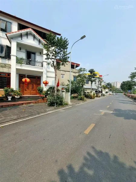 Bán đất cổ linh, cự khối, long biên, 90m2, mt 7m, 17.5 tỷ, phân lô, ô tô tránh, vỉa hè, view đẹp