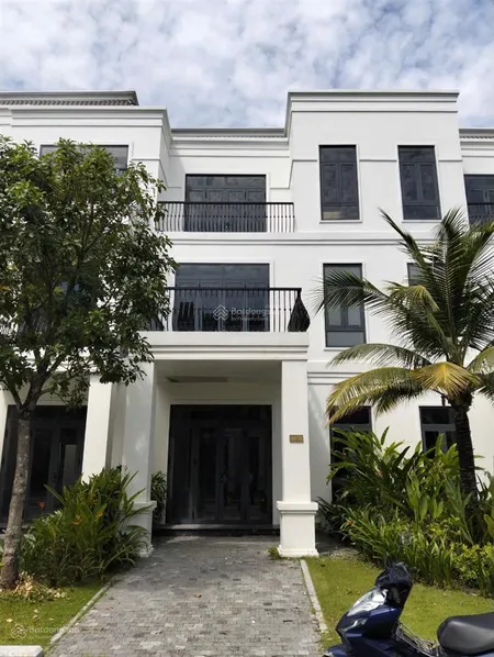 Bán nhà biệt thự tại west lakes golf & villas, 2.650tỷ vnd, 84m2